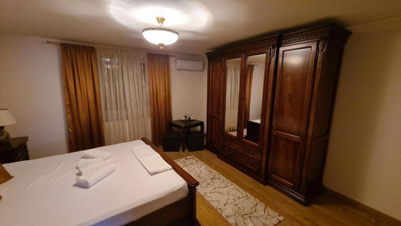Hotel Casa Luca Moldova Noua Zewnętrze zdjęcie