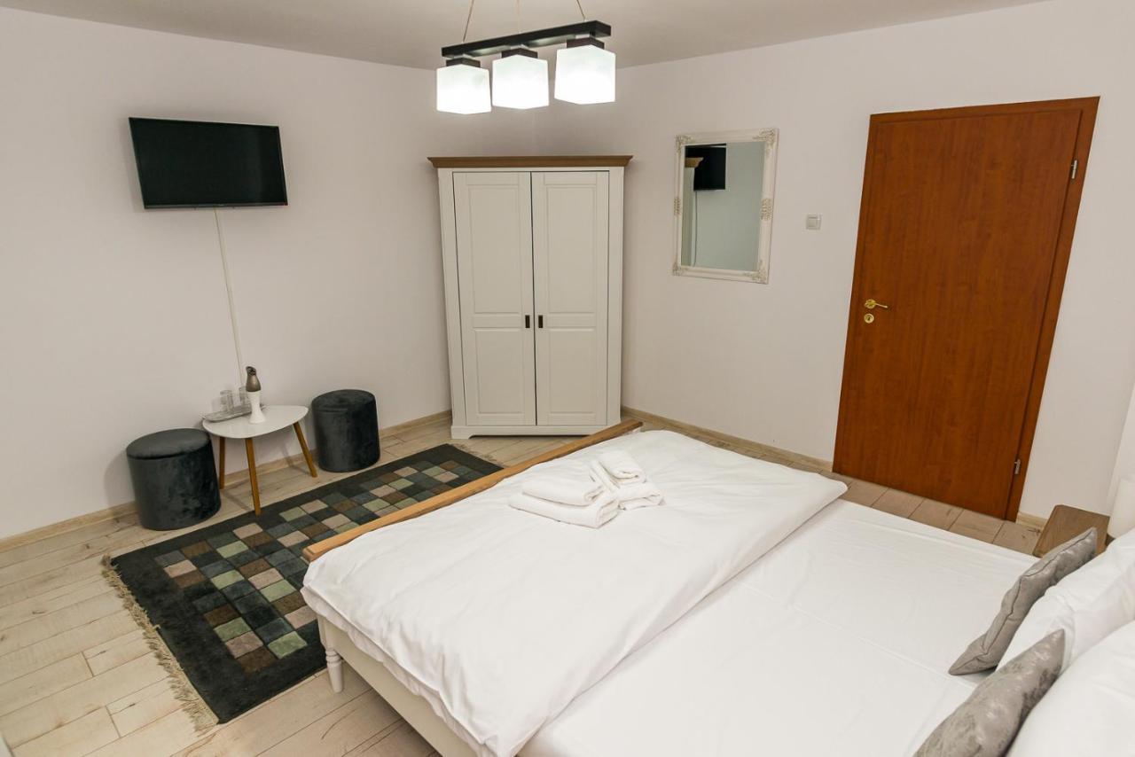 Hotel Casa Luca Moldova Noua Zewnętrze zdjęcie