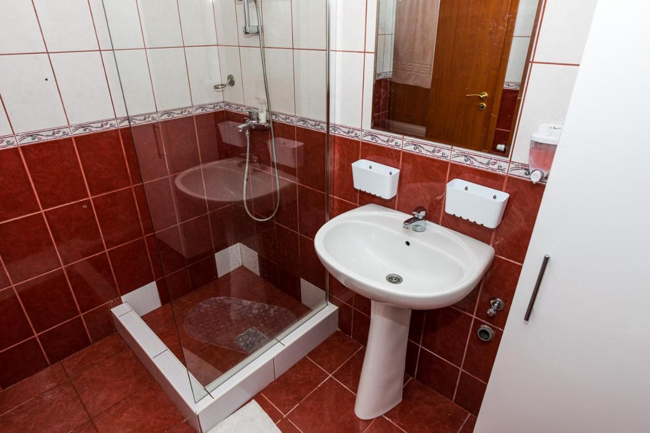 Hotel Casa Luca Moldova Noua Zewnętrze zdjęcie