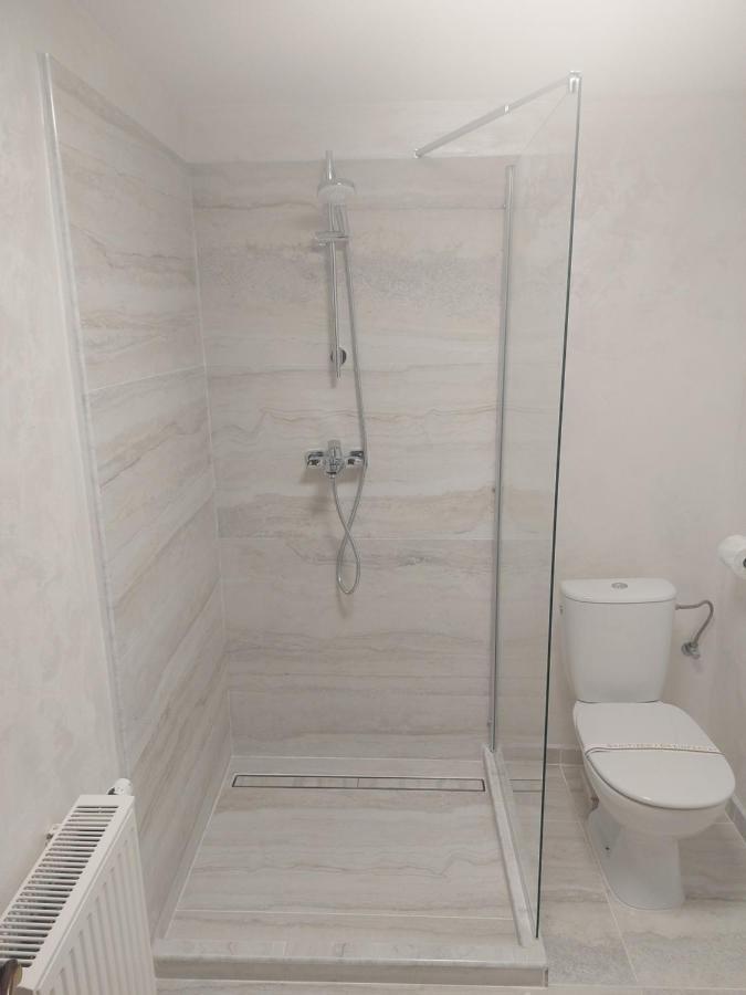 Hotel Casa Luca Moldova Noua Zewnętrze zdjęcie